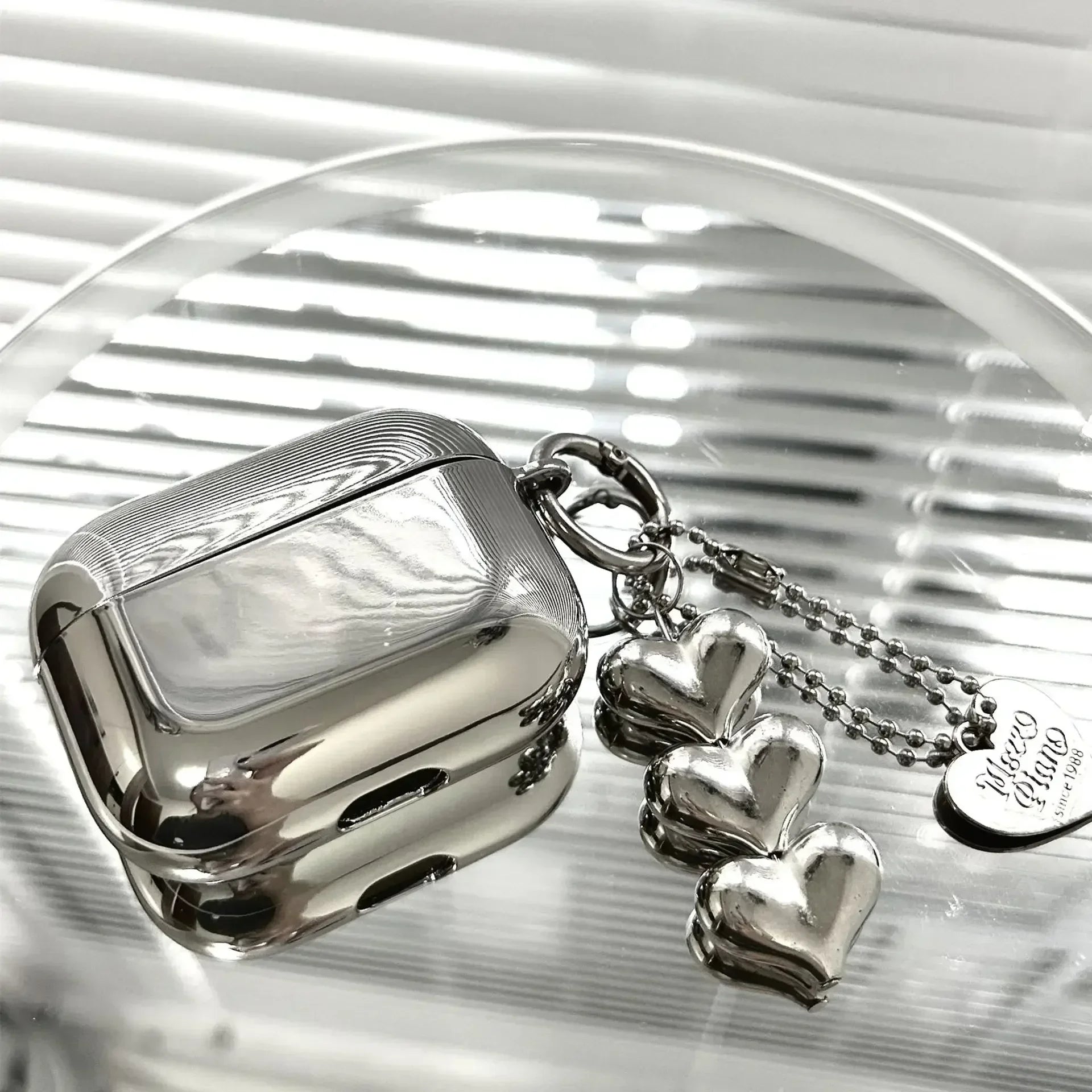 Buy Mon petit Coeur Earphone Box For Apple Airpods 