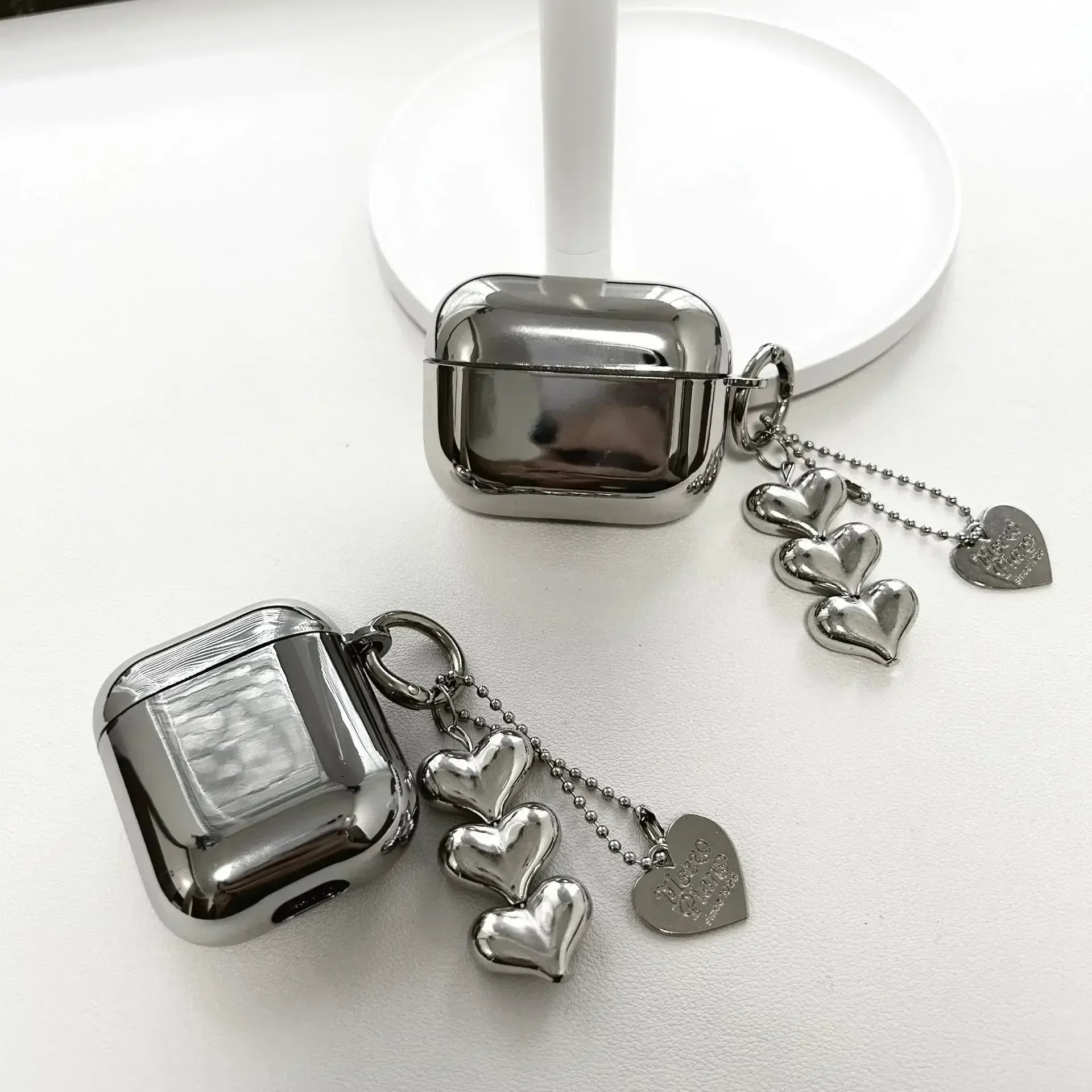 Buy Mon petit Coeur Earphone Box For Apple Airpods 