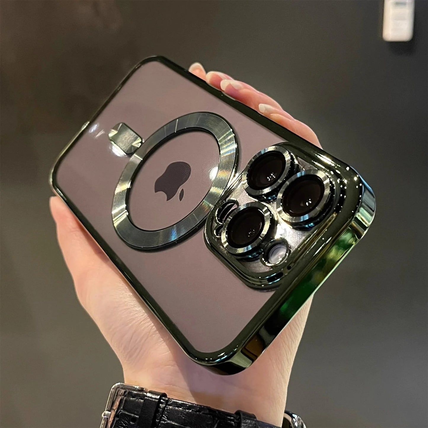 Magnum Magnetic Plating Clear Case